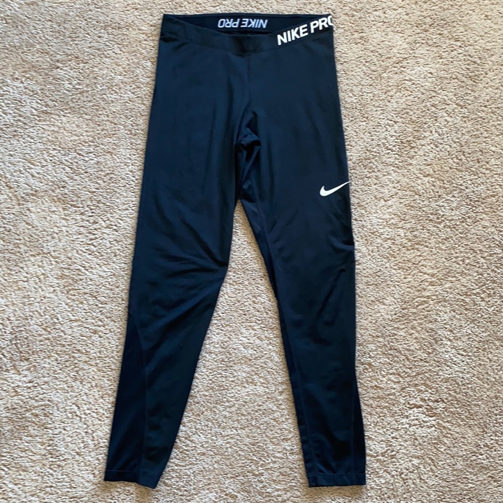 Women’s Nike Pro Leggings